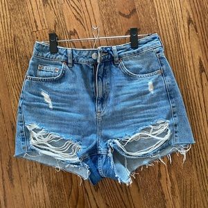 Topshop ripped/distressed Mom denim shorts US size 6